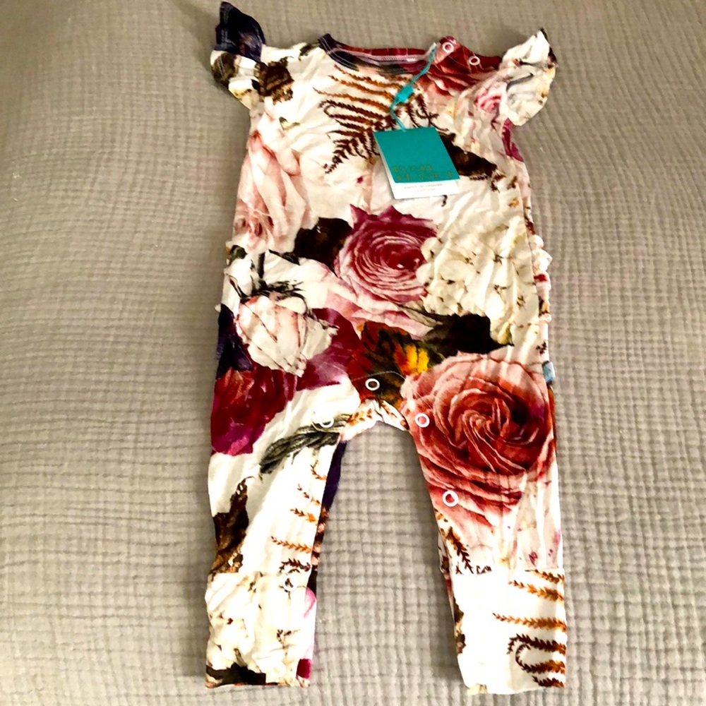 Brand new Posh Peanut ruffled romper